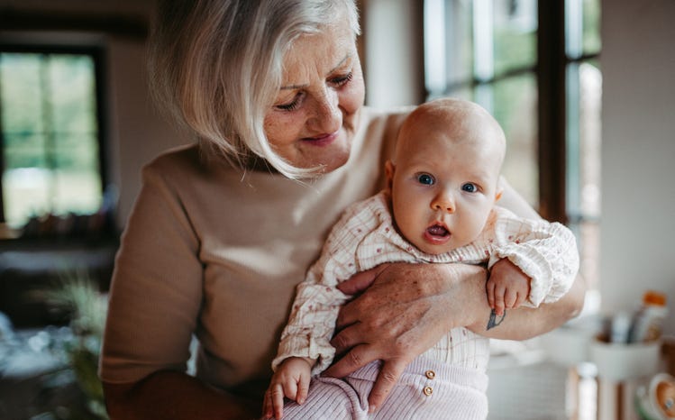 66 year-old woman gives birth to 10th child